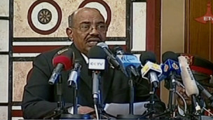 أول ظهور للرئيس السوداني منذ خضوعه لجراحة في السعودية